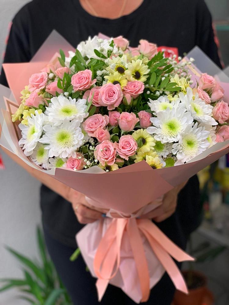 Букет цветов из: Розы и Хризантемы в Балахте