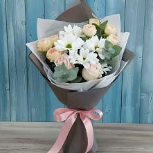 Букет цветов из:  Хризантемы и Розы в Балахте