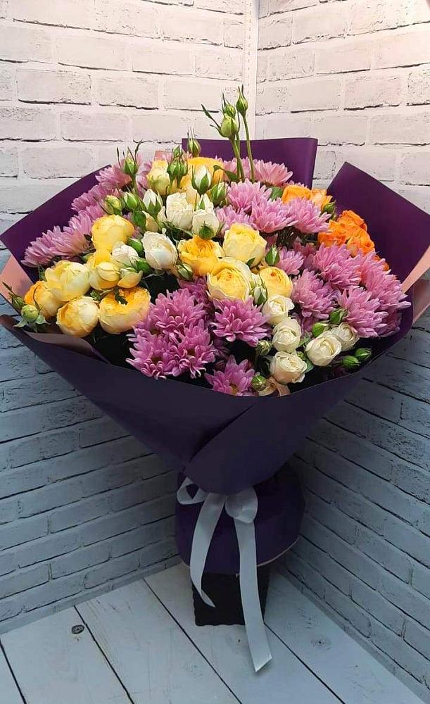 Букет цветов из: Хризантемы и Розы в Балахте