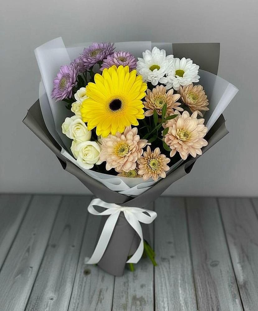 Букет цветов из: Розы, Герберы и Хризантемы в Балахте