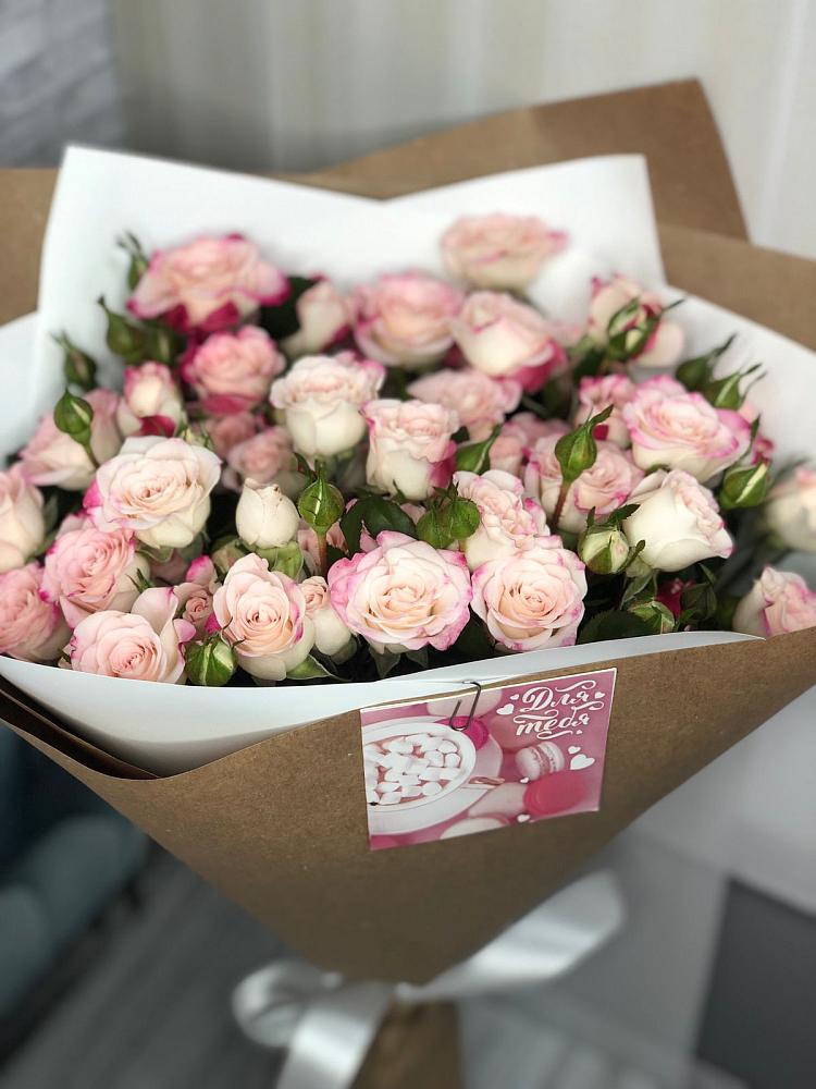 Букет цветов из: Розы в Балахте