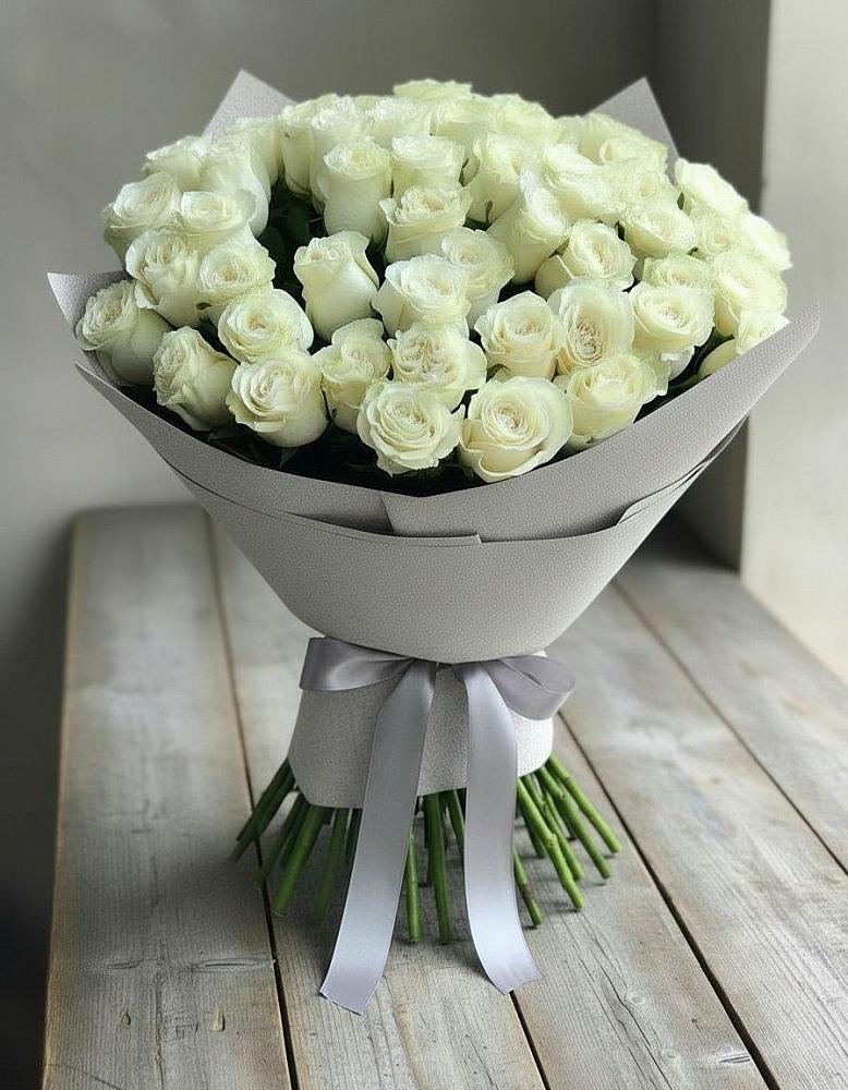 Букет 35 Белых роз в Балахте