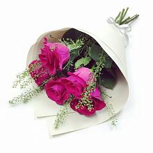 Букет цветов из:  Розы в Балахте