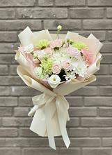 Букет цветов из:  Гвоздики, Розы, Лизиантусы и Хризантемы #REPLACE_PRED# Балахте