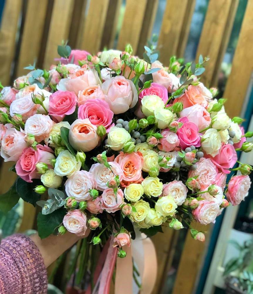 Букет цветов из: Розы в Балахте