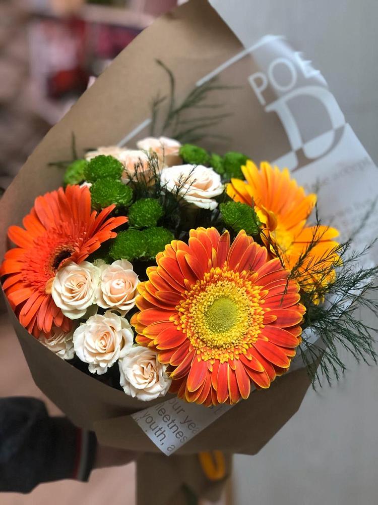 Букет цветов из: Герберы, Хризантемы и Розы в Балахте
