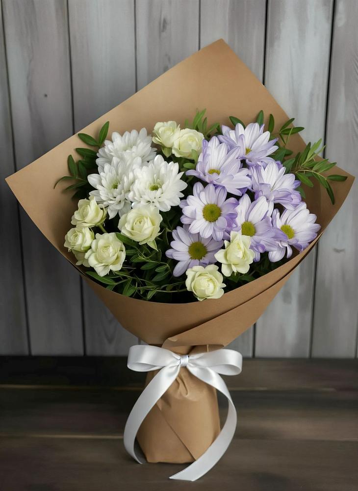 Букет цветов из: Хризантемы и Розы в Балахте